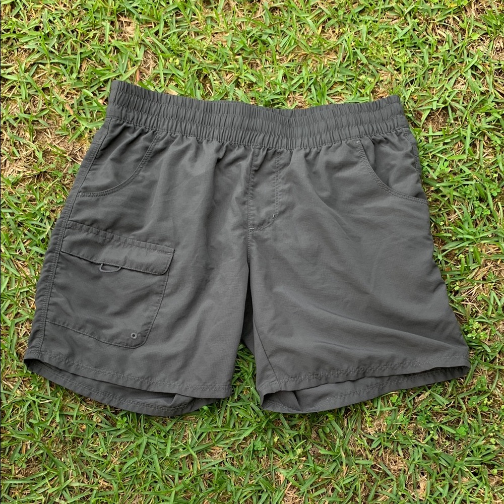 Columbia grey pull on shorts